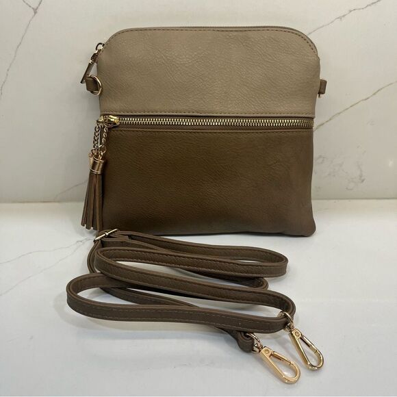 Jen & Co. Tara Vegan Crossbody - Picture 2 of 10